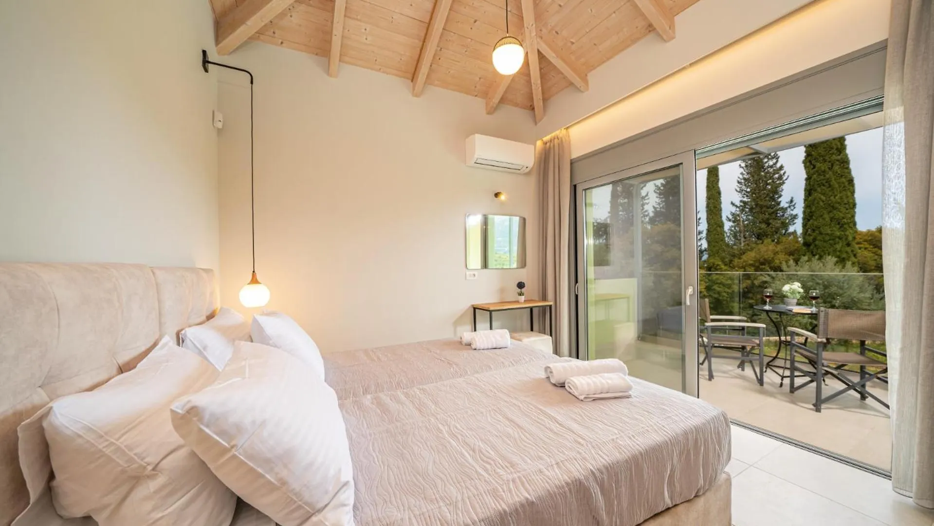 Villa Mandolin By Villa Plus Sami