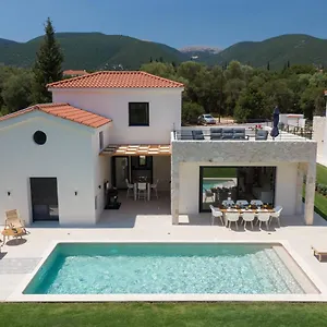 Ionian Trilogy Luxury Sami (Kefalonia)