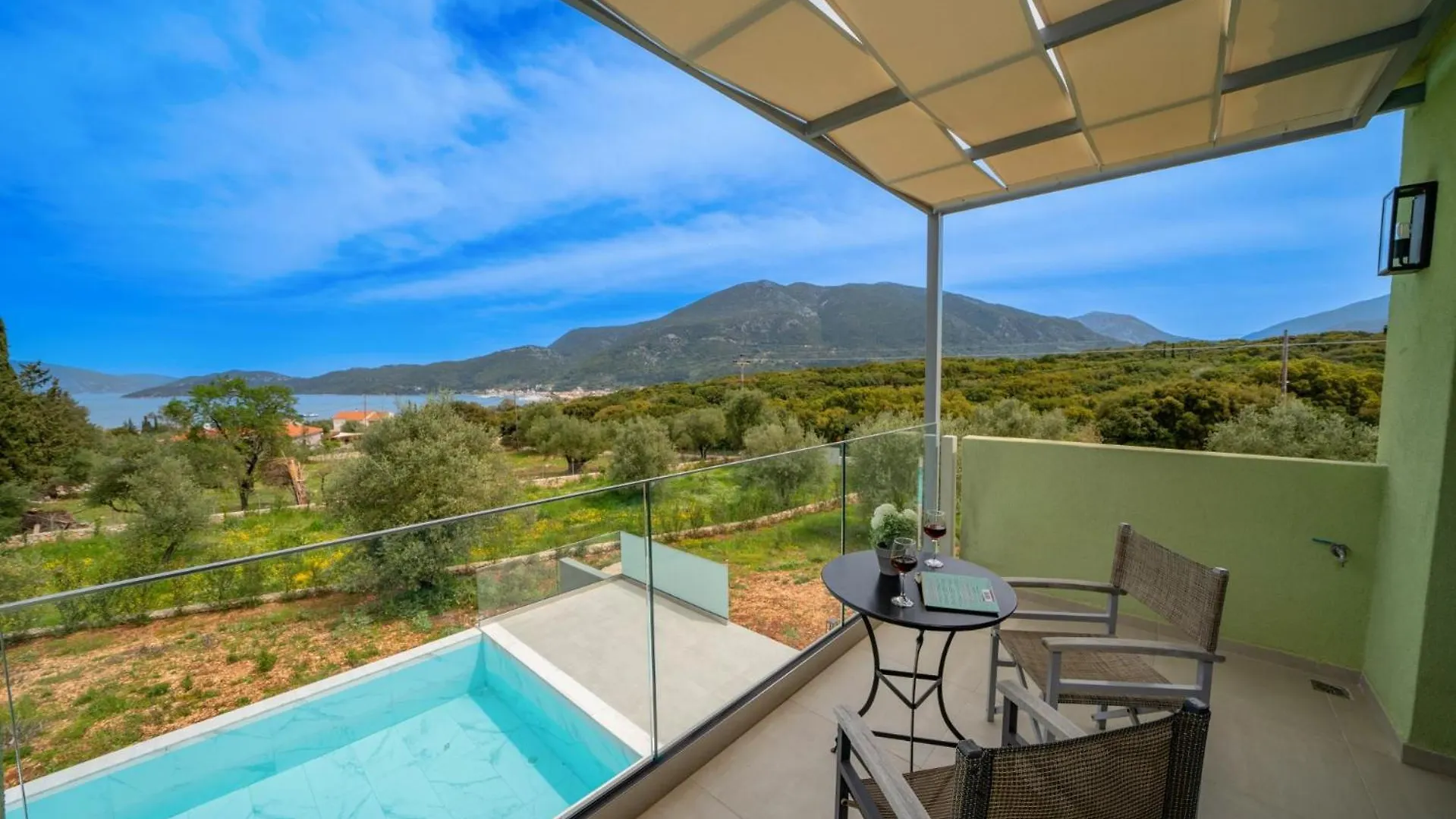 Villa Mandolin By Villa Plus Sami