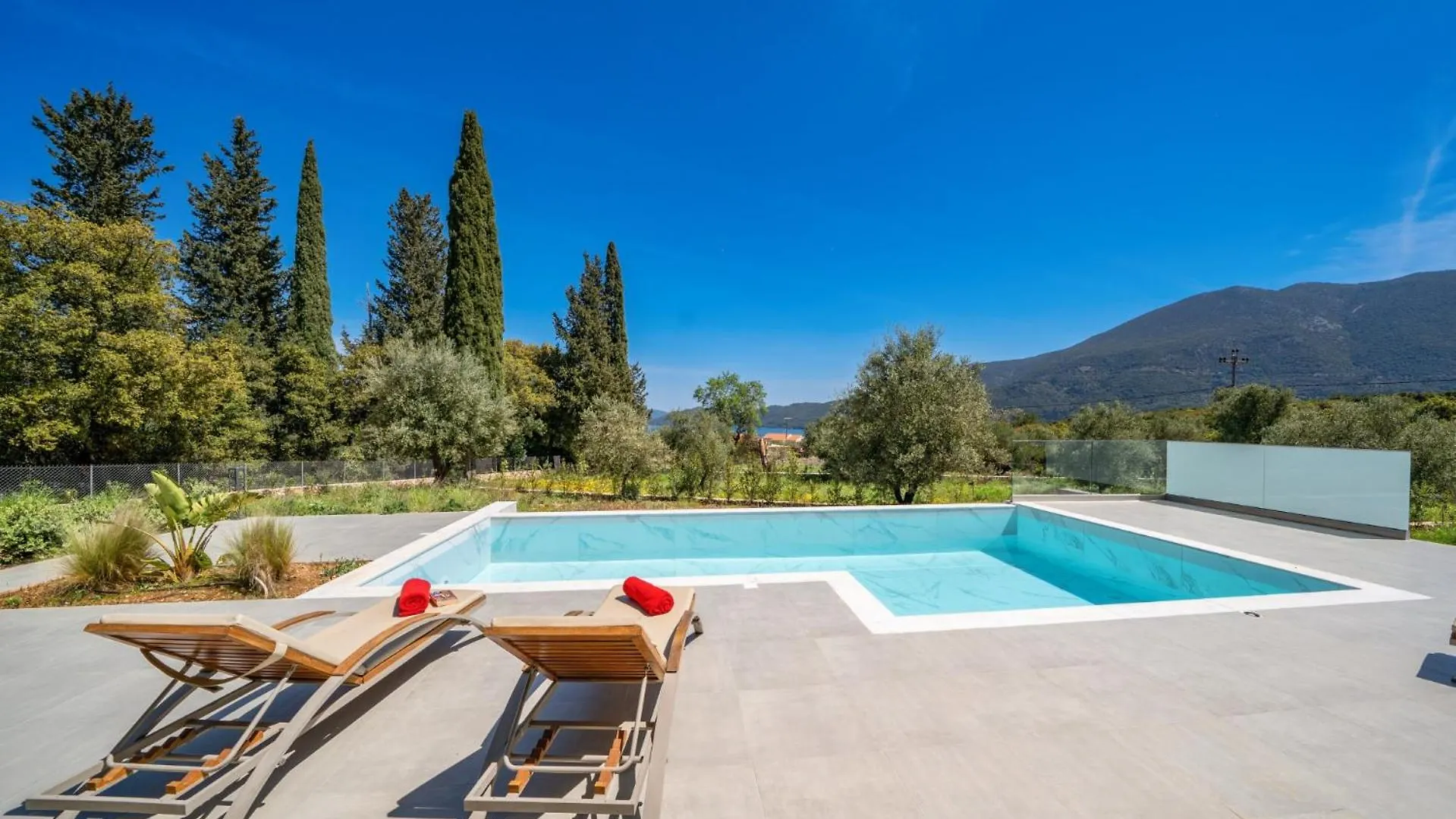 Villa Mandolin By Villa Plus Sami